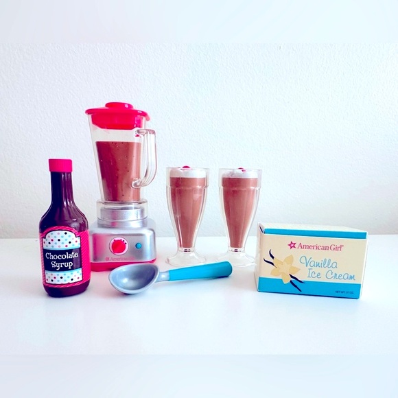 American Girl Truly Me Blender and Milkshake Set - Retired - Picture 2 of 6